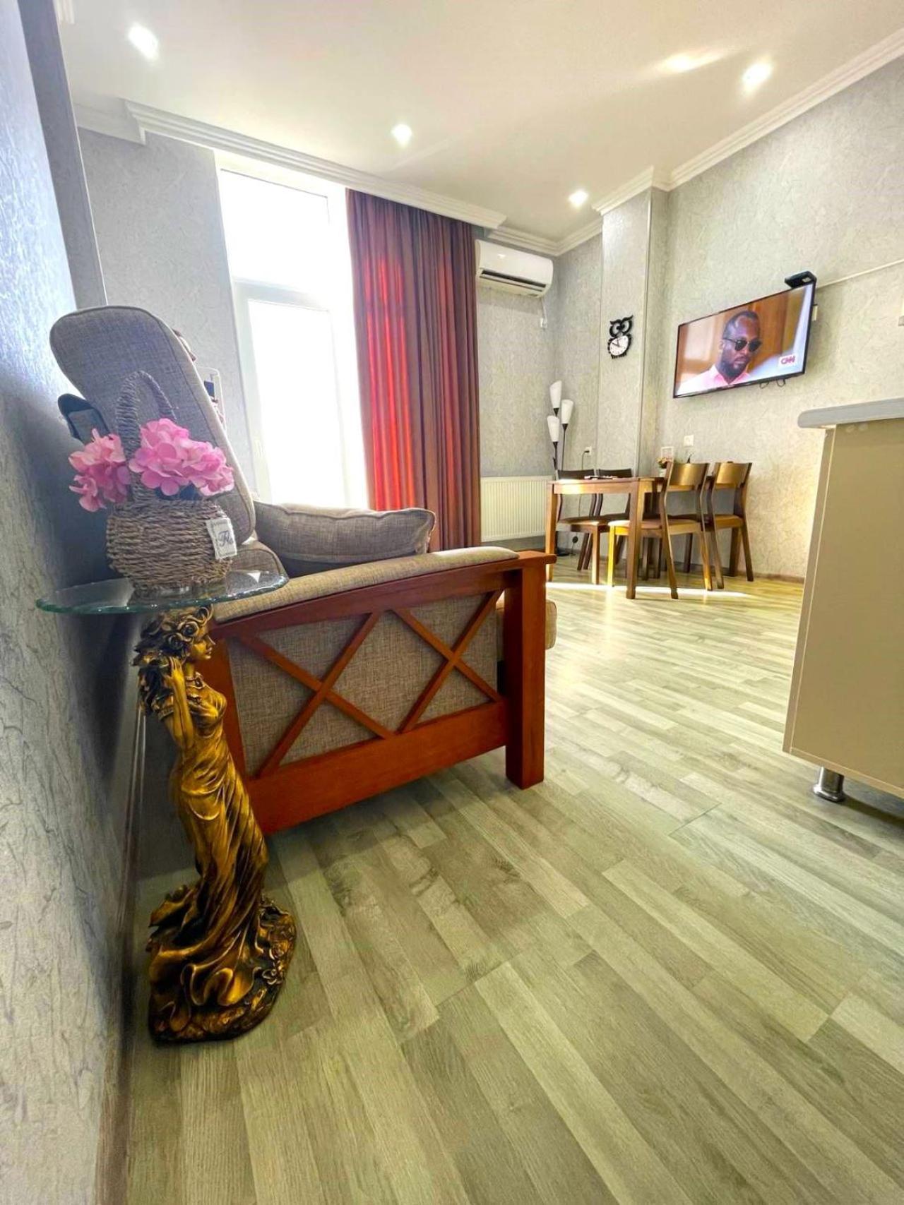 Kate'S Cozy Apartment Kutaisi Luaran gambar